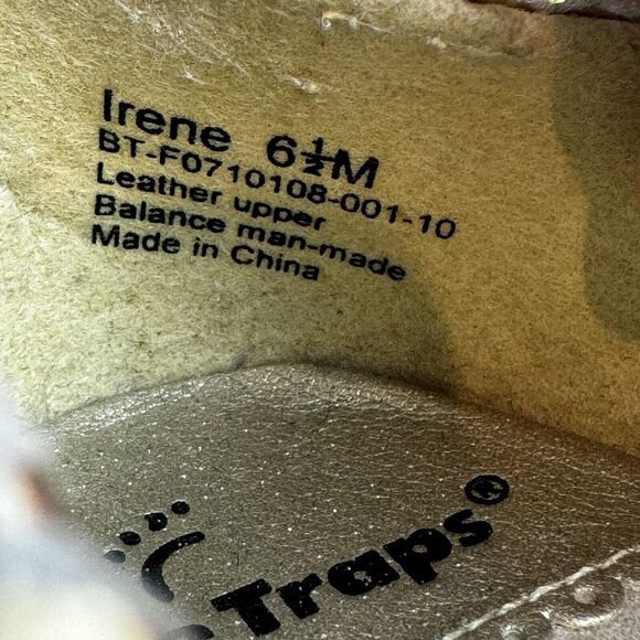 Bare Traps Irene Gold Snake Print Flats Size 6M Leather Upper Comfortable Fit - Picture 11 of 12